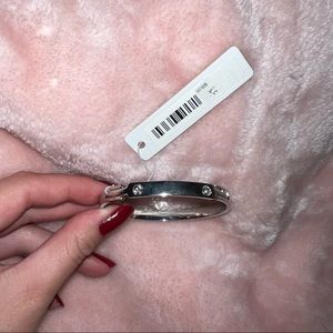 ✨💎 BNWT Ann Taylor Silver Bangle with Clasp